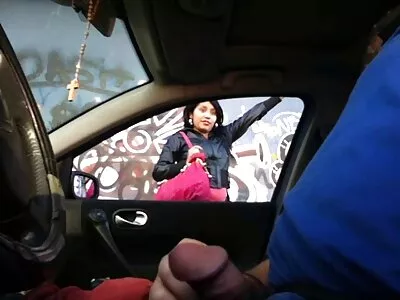 સેક્સી નોકરાણીને તેના બોસને ચોદવા પડ્યા