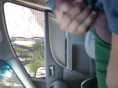 એડ્રિઆના ડેવિલે સખત નોઝલ પર ગેગિંગ