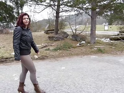 Sizzling લેટિના Vicki ચેઝ તેના માલિશ fucks