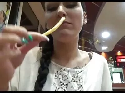 એક બ્રાઝીલીયન ગર્દભ પર ડૂબવું