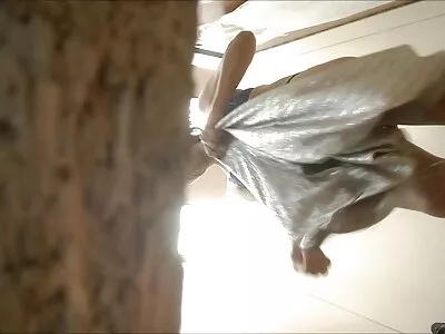 મોનિક એલેક્ઝાન્ડર, એબીગેઇલ મેક અને લેના પોલ એક બારમાં અશ્લીલ