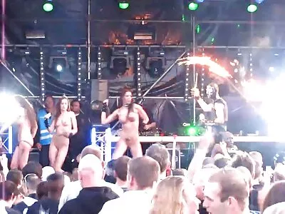 કેમ્પસ ડીને પત્રકાર ક્વિમને નિંદા કરી