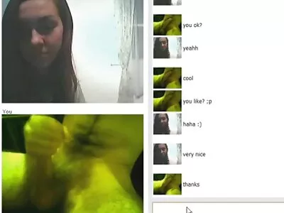 Busty નોકરડી મેલોડી Foxx વિવિધ હોદ્દા પર fucked