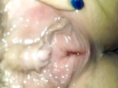 રસોડામાં મોમ ઇન્ડિયા સમર ક્વિક ફક