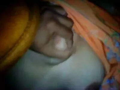 વૂડ્સમાં ગ્રેની સાથે થ્રીસમ