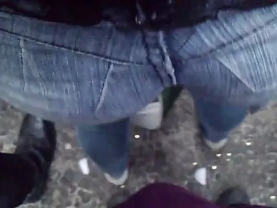 એલિસા કોલ હાર્ડ ડિક ચૂસી રહી છે