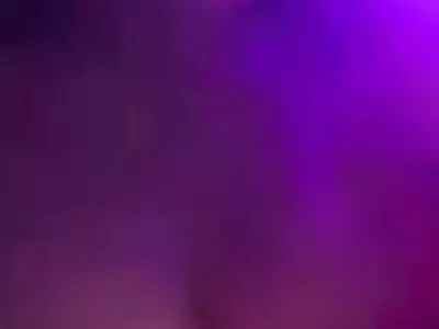 લવલી બેબ એક સુંદર અજાણી વ્યક્તિ માટે પડી