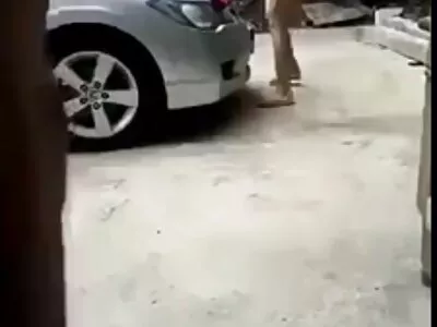 શિંગડા વ્યક્તિએ શૃંગારિક મસાજ માટે પૂછ્યું